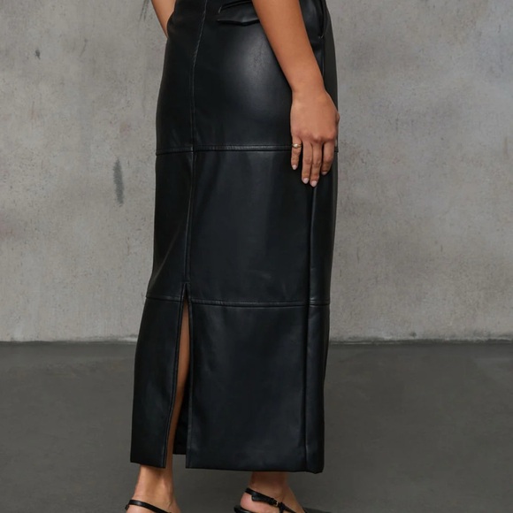 Vici Collection Long Black Leather Skirt NWT - Picture 5 of 5